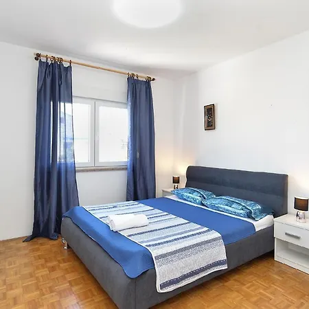 Fuer 6 Personen Ca 90 Qm In Medulin, Istrien Suedkueste Von Istrien Apartment *