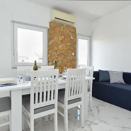 Fuer 6 Personen Ca 90 Qm In Medulin, Istrien Suedkueste Von Istrien Apartment *